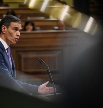 Sánchez rechaza "lecciones del partido del Ventorro" por su gestión energética y [...]