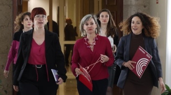 Una nueva bronca con Bertrand Ndongo en el Congreso acelera la reforma para poner coto a los pseudoperiodistas