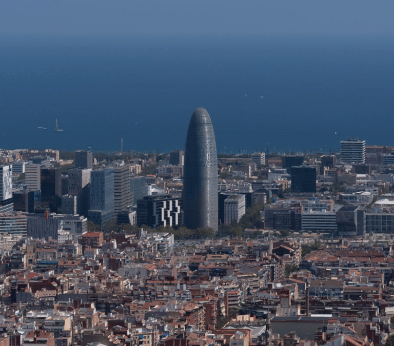 Acuerdo para el despido de los más de 2.000 moderadores de contenidos de Facebook en Barcelona