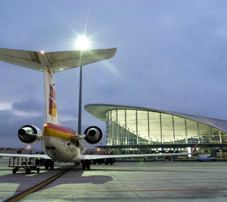 Dos británicos detenidos en el aeropuerto de Valencia con 33 kilos de marihuana