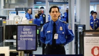 Estados Unidos intensifica controles sobre un artículo esencial para viajeros
