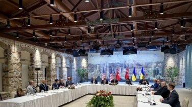 Rusia y Ucrania acuerdan intercambiar 1.000 prisioneros de cada bando en su primera reunión en tres años