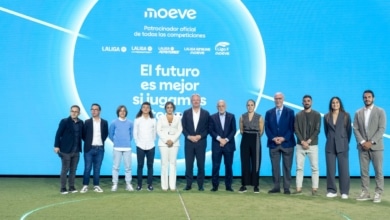 Vicente del Bosque dice que "es bueno que los niños sueñen con ser futbolistas, pero es mejor que el fútbol les ayude a ser mejores personas"