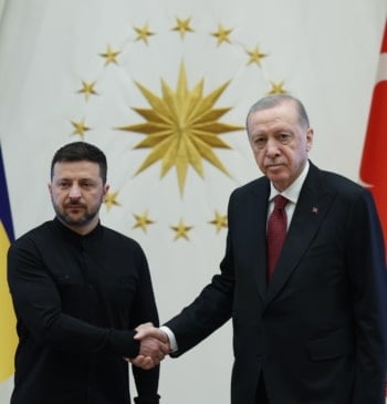 Zelenski tampoco va a Estambul pero envía a su ministro de Defensa [...]