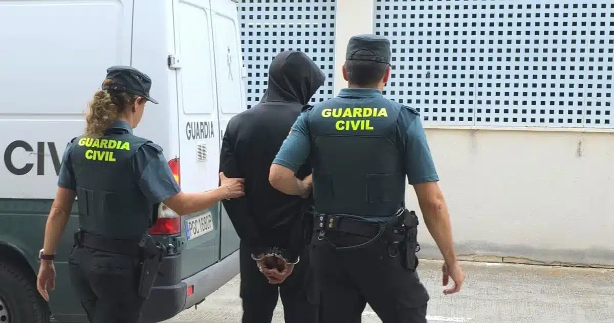 Detienen a un hombre por robar 4.500 € en aparatos electrónicos en Inca