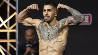 Ilia Topuria y Charles Oliveira dan el peso por el Título Mundial