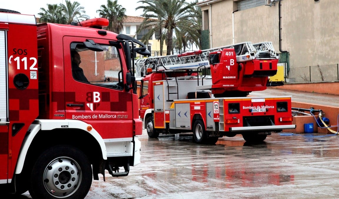 Bomberos de Mallorca rescatan a un hombre en Biniaraix tras sufrir un golpe de calor