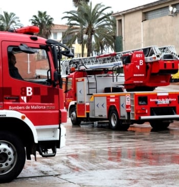 Bomberos de Mallorca rescatan a un hombre en Biniaraix tras sufrir un [...]