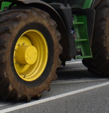 Herido un hombre tras un accidente con su tractor en A Estrada [...]