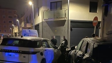 Detienen a un joven de 22 años tras realizar una persecución por conducir sin carné ni seguro