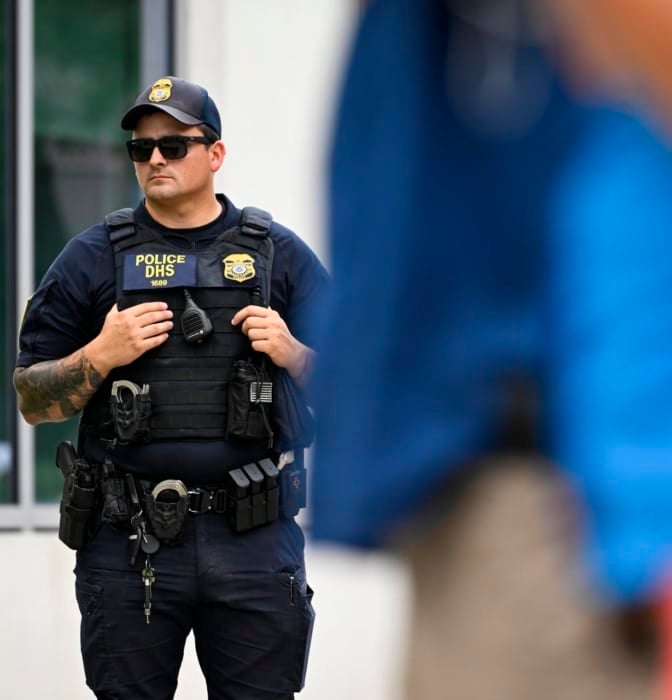 La otra cara de las redadas: al menos diez inmigrantes han muerto [...]