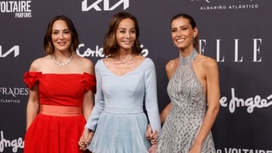 Isabel Preysler recupera su vida social arropada por sus hijas tras la muerte de Vargas Llosa