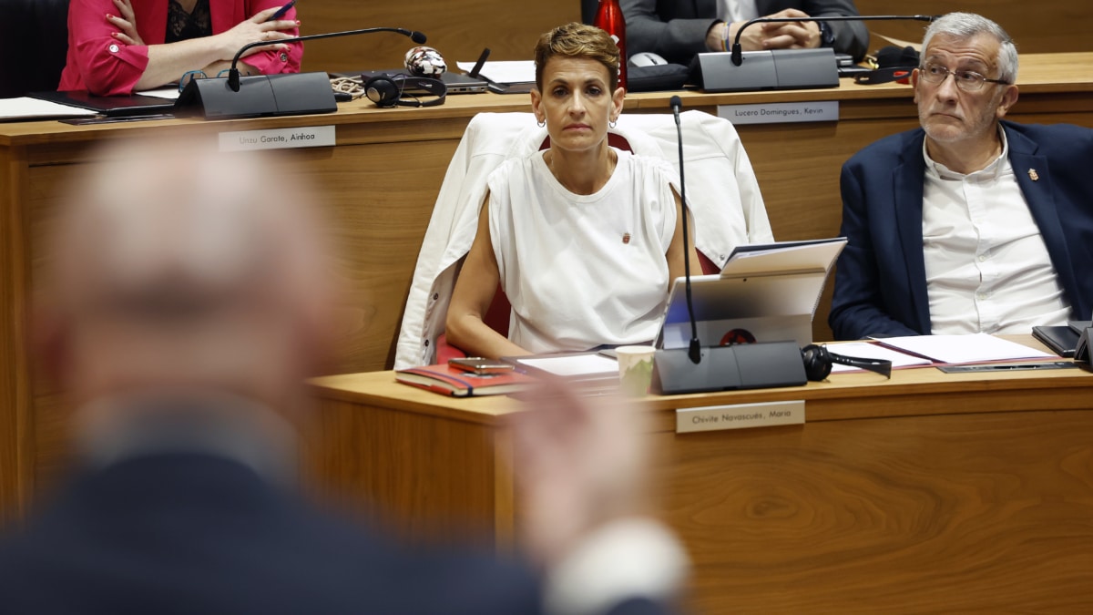 Chivite se niega a dimitir: "Soy honesta, sobre mí ni pesa ni va a pesar ninguna ilegalidad"