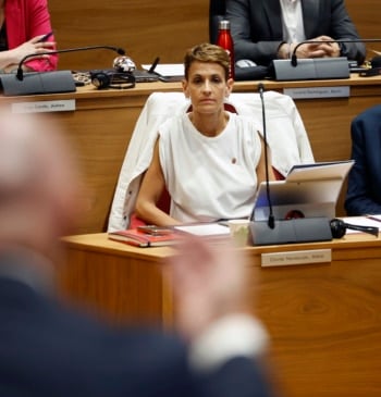 Chivite se niega a dimitir: "Soy honesta, sobre mi ni pesa ni [...]