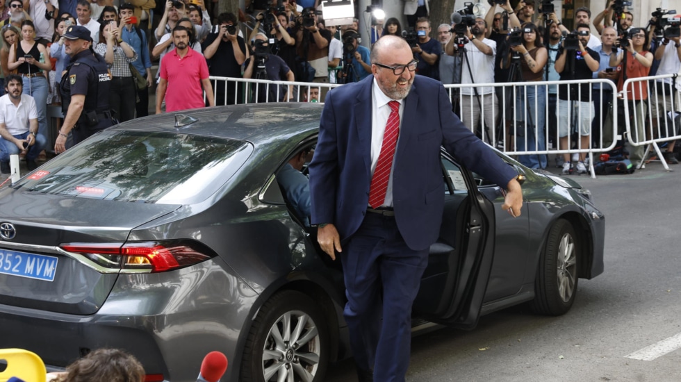 El juez del Supremo rechaza enviar a prisión a Koldo y Ábalos