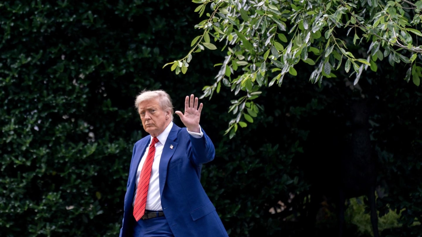 El Departamento de Justicia avisó a Trump en mayo de que aparecía en los papeles de Epstein