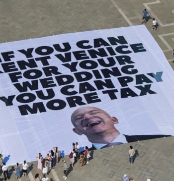 Quiénes son los activistas que quieren boicotear la boda de Jeff Bezos [...]