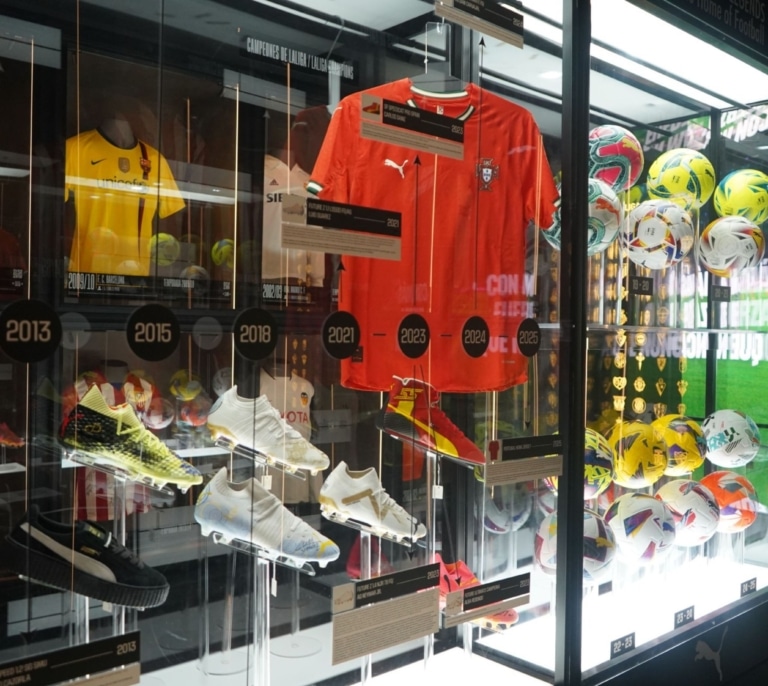 Legends exhibe 30 piezas icónicas de Puma que marcaron la historia del deporte