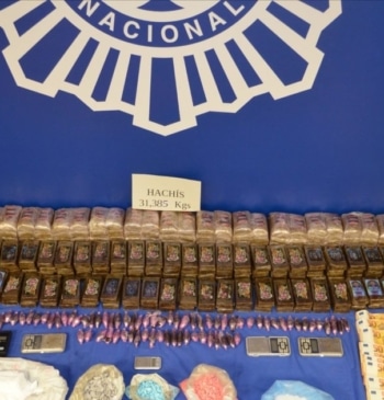Detienen en Salamanca un ‘supermercado’ de droga con hachís, cocaína, éxtasis y [...]