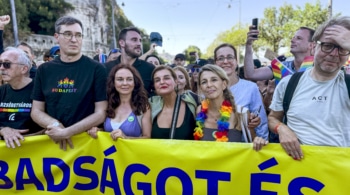 Miles de personas celebran el Orgullo en Budapest a pesar de la prohibición de Orbán