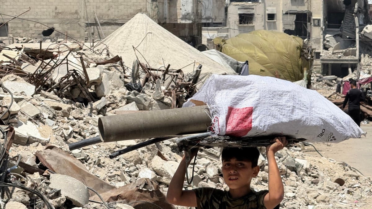 Israel está armando a milicias afiliadas al Estado Islámico en Gaza, denuncia un exministro de Defensa israelí