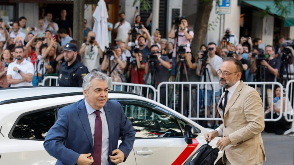 El juez del Supremo envía a prisión provisional a Cerdán, ex 'número tres' del PSOE