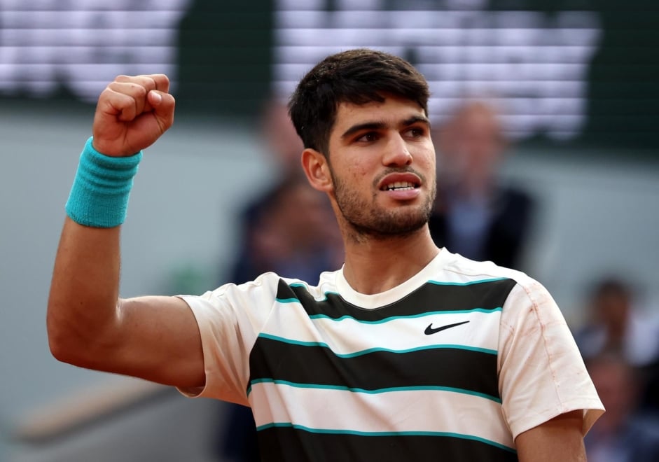 Carlos Alcaraz durante su partido de la final masculina contra Jannik Sinner en el torneo de tenis del Abierto de Francia en Roland Garros en París, Francia, el 8 de junio 2025.