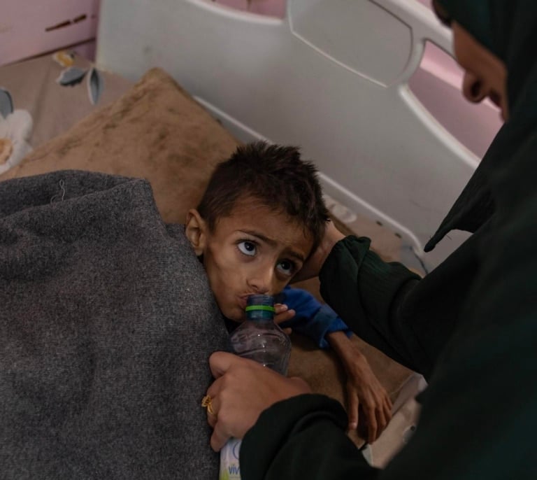 La organización que distribuía ayuda en Gaza suspende sus operaciones tras el asesinato de un centenar de palestinos