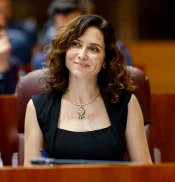 Ayuso se marchará de la Conferencia de Presidentes si tiene que ponerse [...]