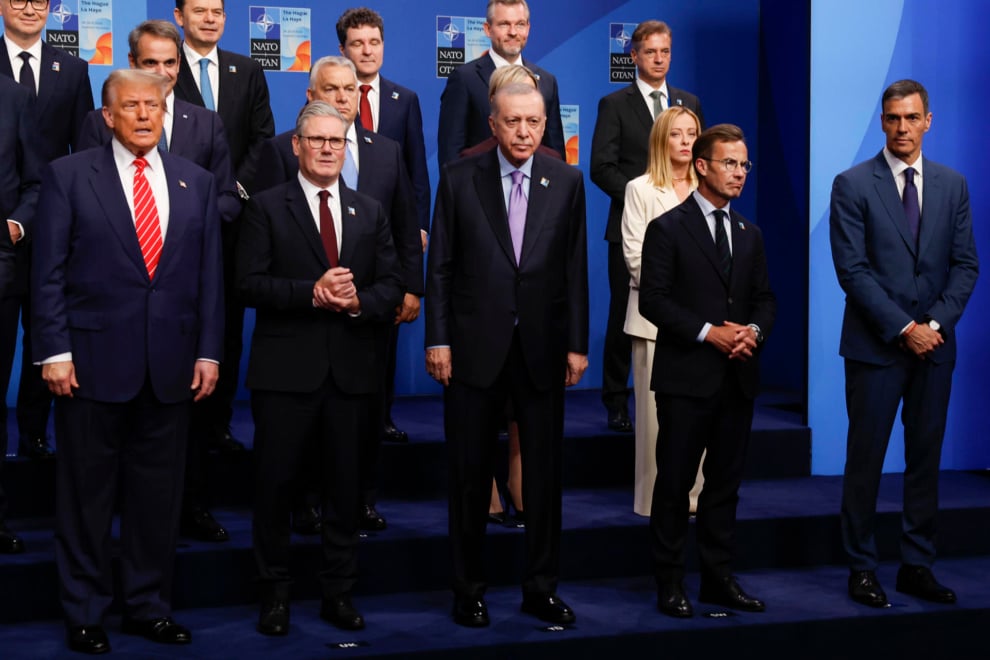 Pedro Sánchez en la foto de familia de la cumbre de la OTAN en La Haya