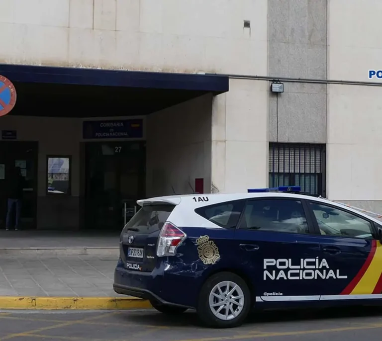 Un menor apuñala al agresor de su madre en Ciudad Real, según la policía