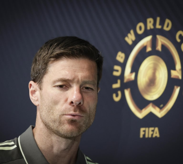 Xabi Alonso: "Esperaremos a Mbappé hasta el último momento"