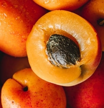 Esta es la mejor fruta para no sentir hinchazón en verano