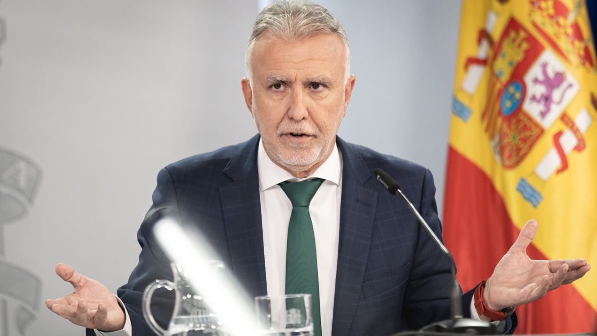 El ministro de Política Territorial y Memoria Democrática, Ángel Víctor Torres, durante una rueda de prensa posterior al Consejo de Ministros
