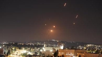 Irán responde a los ataques de Israel lanzando misiles a Jerusalén y Tel Aviv