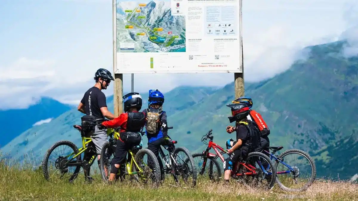 Baqueira Beret lanza la HOKA Val d'Aran y nuevas rutas de bici y senderismo