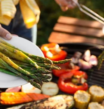 Cómo hacer una barbacoa saludable durante el verano