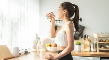 Durante los días de calor es importante mantenerse hidratado.