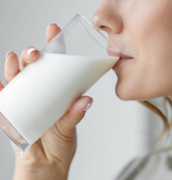 Esto es lo que le ocurre a tu cuerpo si tomas leche [...]