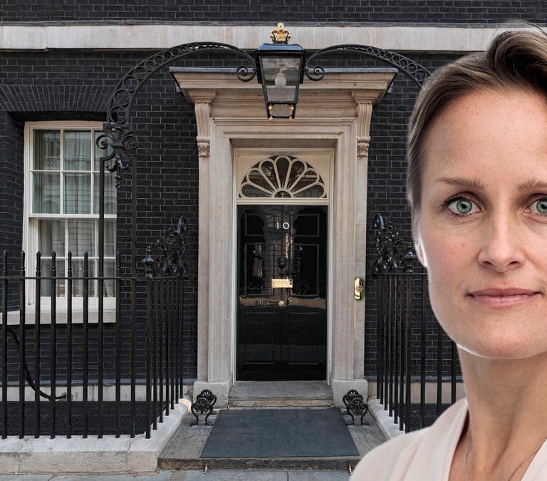 Quién es la nueva jefa de James Bond, la primera mujer a cargo del espionaje del Reino Unido