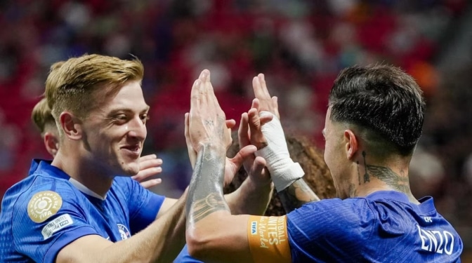 El Chelsea doblega al Benfica en un partido de cinco horas de duración