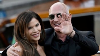 Bezos pone punto final a su boda de tres días en Venecia con un concierto de Lady Gaga y Elton John