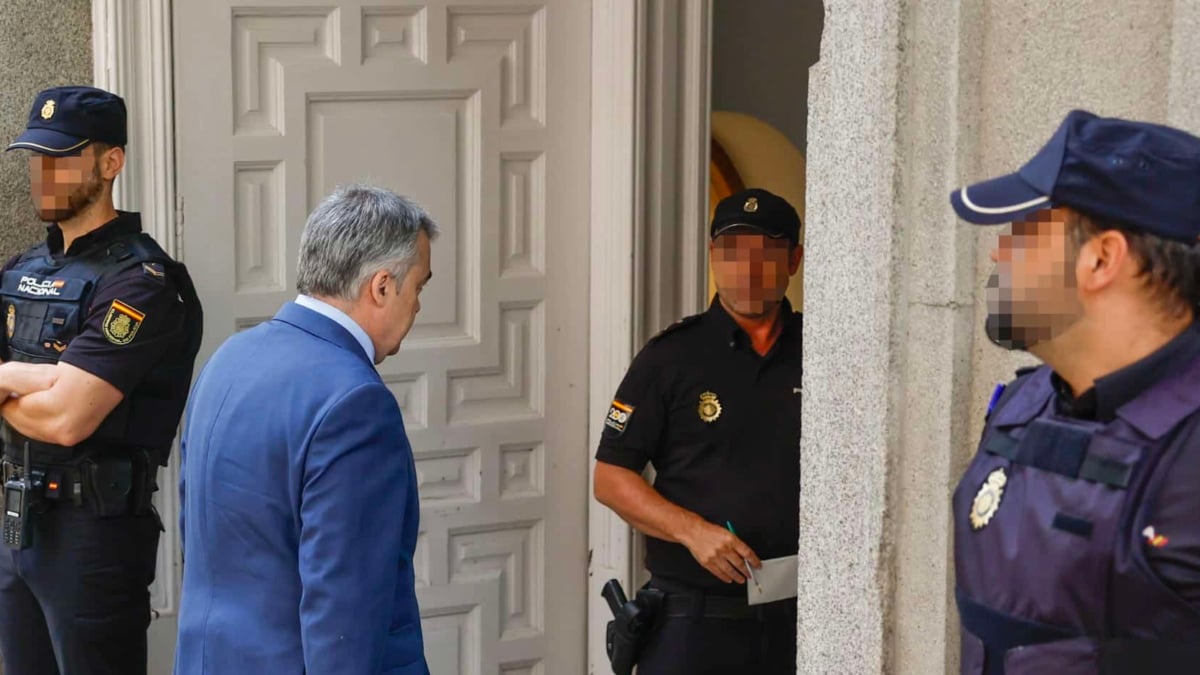 Santos Cerdán entra en el Tribunal Supremo.