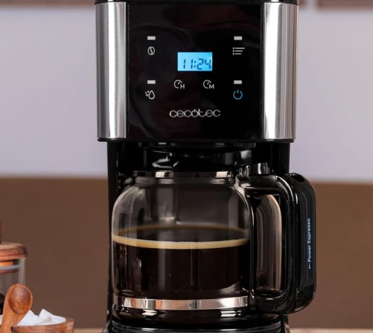 Amazon tira el precio de esta cafetera de goteo de Cecotec con más de 12 mil valoraciones positivas en Amazon