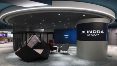 CaixaBank aconseja comprar Indra y eleva su precio objetivo un 79%