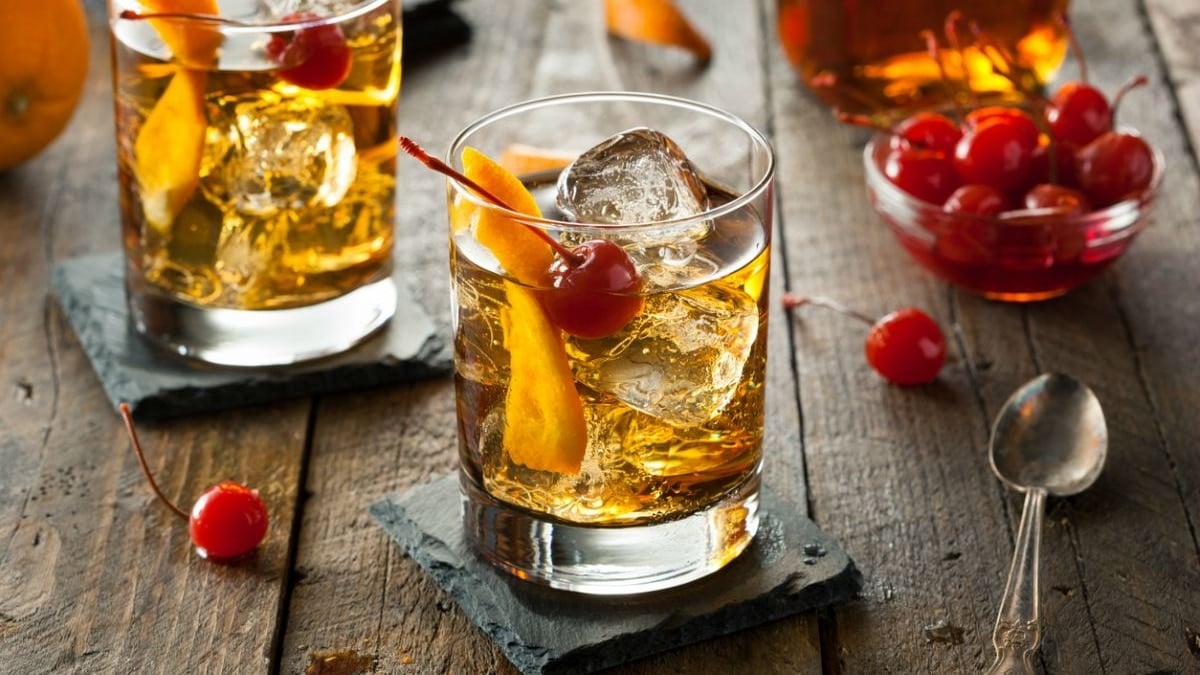5 bebidas icónicas del cine y la televisión