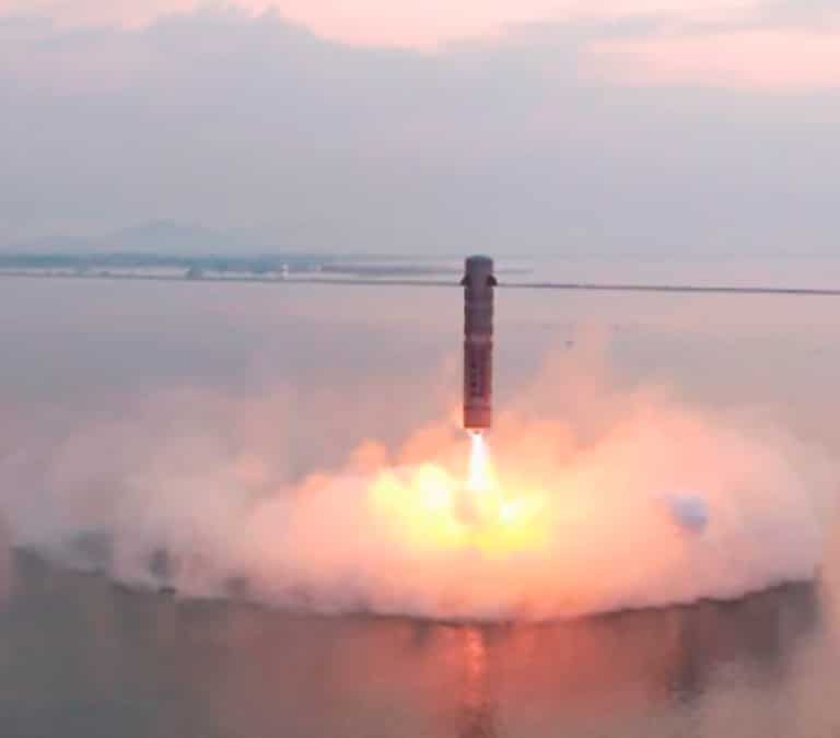 China ensaya la entrega de paquetes con cohetes