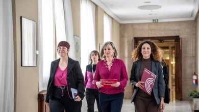 Sumar se niega a la "autonomía total" que le pide Compromís y prolonga la tensión en la coalición