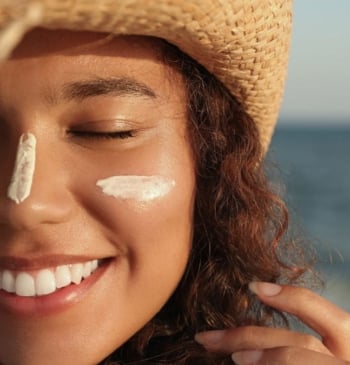 Estos es lo que pasa si te echas crema solar encima del [...]