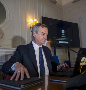 El Sabadell pone el foco en los ahorros de costes de BBVA [...]